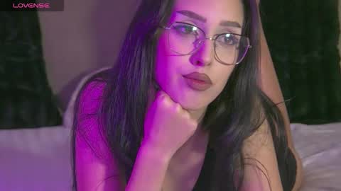 AishaHummer online show from November 19, 2025, 8:53 pm