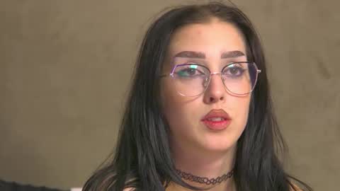 AishaHummer online show from November 28, 2025, 9:28 pm