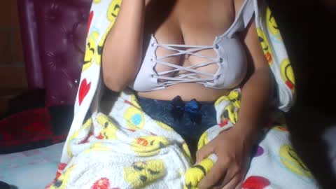 Snapshot of aisha_koswell3 chatting on January 6, 2025, 10:57 am aisha koswell3 online show from January 6, 2025, 10:57 am