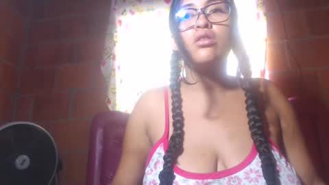Snapshot of aisha_koswell3 chatting on January 27, 2025, 2:24 pm aisha koswell3 online show from January 27, 2025, 2:24 pm