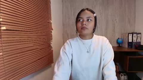Snapshot of aisha_leenns chatting on August 6, 2026, 4:03 am HI I AM AISSHA online show from August 6, 2026, 4:03 am