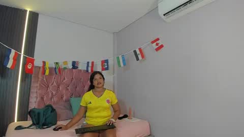 Snapshot of aisha_moore chatting on June 23, 2026, 7:34 pm AISHA MOORE online show from June 23, 2026, 7:34 pm