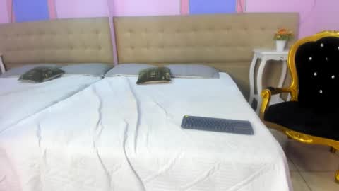 Aisha Noir online show from September 19, 2025, 12:06 pm