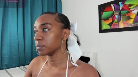 Aisha online show from January 9, 2025, 12:30 pm