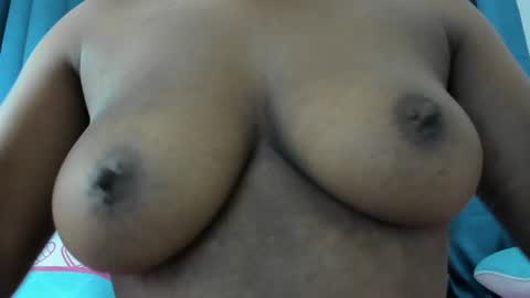 Aisha online show from January 27, 2025, 6:41 pm