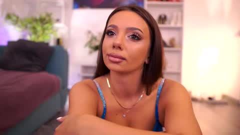 Aisha online show from February 27, 2026, 10:15 am