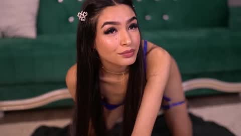 Aisha online show from September 24, 2025, 5:11 am
