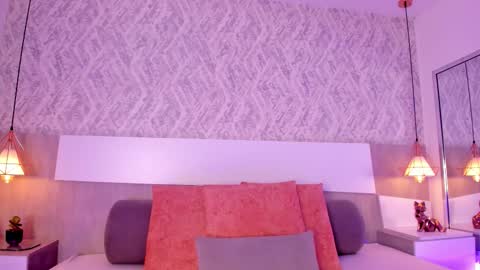 Aisha online show from October 10, 2025, 3:22 pm