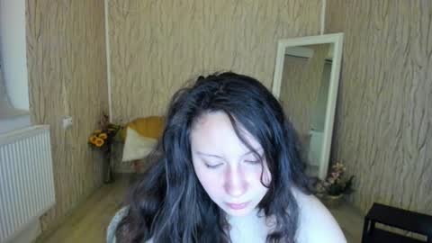 Aisha online show from February 23, 2025, 3:35 am