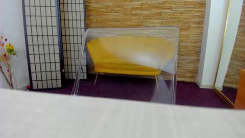 Aisha online show from November 2, 2025, 5:10 am