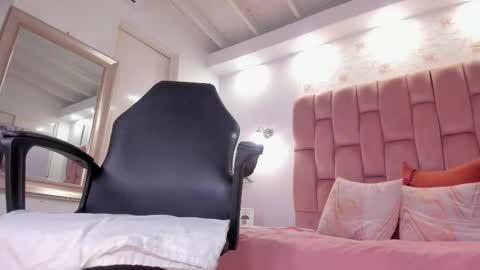 Snapshot of aishathorne chatting on October 14, 2025, 8:31 pm aisha online show from October 14, 2025, 8:31 pm