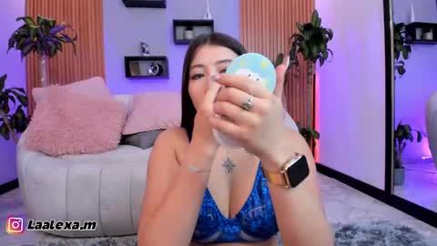 Snapshot of aixa_charless chatting on September 16, 2025, 12:06 pm Aixa online show from September 16, 2025, 12:06 pm