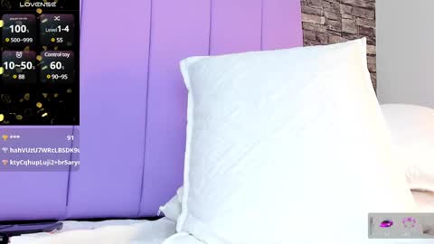 Snapshot of aixa_hill1 chatting on February 27, 2025, 8:42 pm online show from February 27, 2025, 8:42 pm