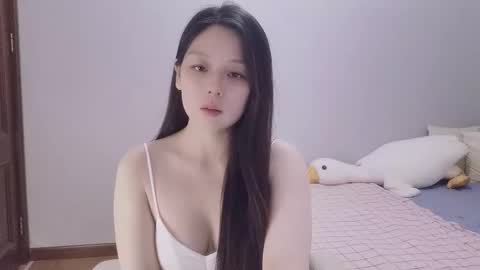  Aiyami online show from February 14, 2025, 1:29 pm