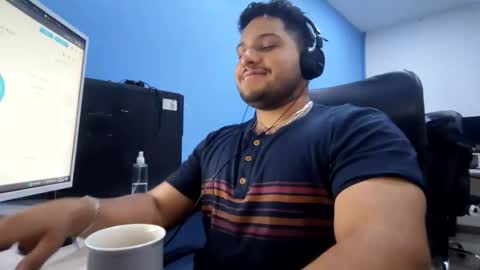 Esteban online show from January 19, 2026, 8:40 am