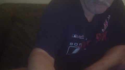 ajames6961 online show from April 28, 2026, 9:42 pm