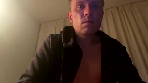 J online show from October 7, 2025, 12:08 am