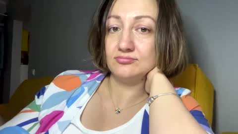 Anya online show from March 12, 2025, 1:08 pm