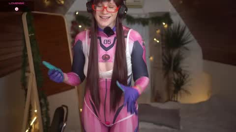 Snapshot of akaneiro_demon chatting on December 20, 2024, 1:33 pm Akaneiro online show from December 20, 2024, 1:33 pm