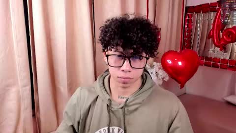 Snapshot of akazaboy chatting on February 18, 2026, 5:03 am akazaboy online show from February 18, 2026, 5:03 am