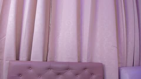 Snapshot of akazaboy chatting on February 28, 2026, 4:46 am akazaboy online show from February 28, 2026, 4:46 am