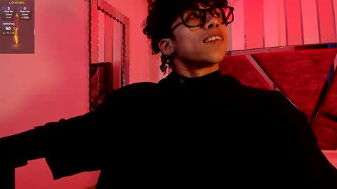 akazaboy online show from May 8, 2026, 5:57 am