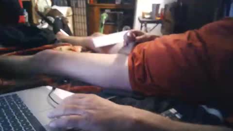 aken4it online show from October 18, 2025, 8:42 pm