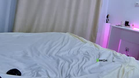 Snapshot of akerya chatting on April 21, 2026, 1:29 am Hi Im Oli online show from April 21, 2026, 1:29 am