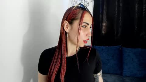 Snapshot of akila_clive chatting on April 24, 2026, 8:44 pm carolina online show from April 24, 2026, 8:44 pm