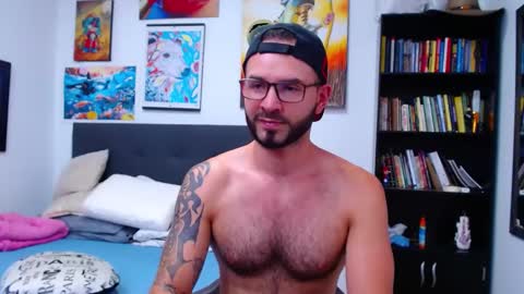akiles online show from December 18, 2024, 10:02 pm