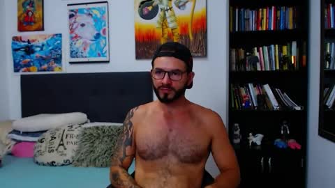 akiles online show from February 5, 2025, 11:17 pm