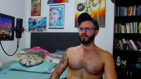 akiles online show from March 11, 2025, 1:16 am