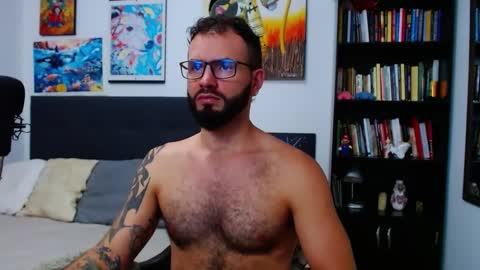 Snapshot of akiles_r chatting on October 13, 2025, 10:54 pm akiles online show from October 13, 2025, 10:54 pm