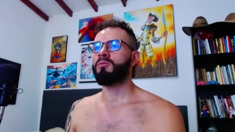 Snapshot of akiles_r chatting on October 21, 2025, 10:54 pm akiles online show from October 21, 2025, 10:54 pm