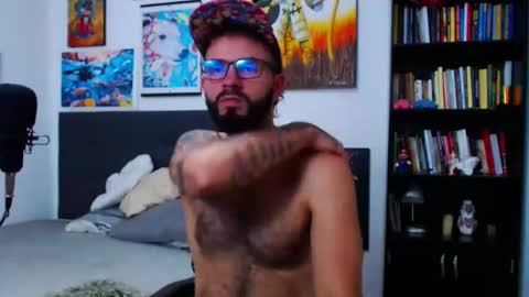 Snapshot of akiles_r chatting on October 29, 2025, 11:17 pm akiles online show from October 29, 2025, 11:17 pm