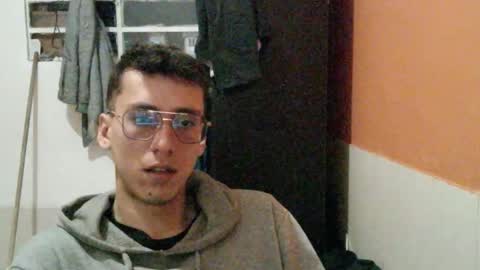 Snapshot of akilesbailo chatting on September 23, 2025, 4:37 am My love online show from September 23, 2025, 4:37 am