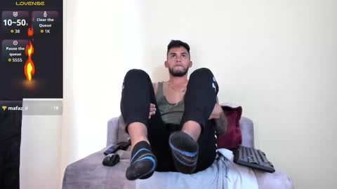 Snapshot of akira_tattoo chatting on October 3, 2025, 9:12 pm Akira online show from October 3, 2025, 9:12 pm