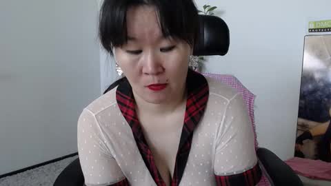Snapshot of akira_xx chatting on September 10, 2025, 2:33 am Akira online show from September 10, 2025, 2:33 am