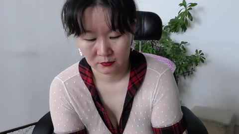 Snapshot of akira_xx chatting on September 24, 2025, 2:48 am Akira online show from September 24, 2025, 2:48 am