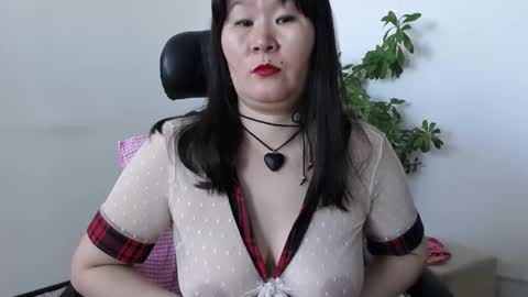 Snapshot of akira_xx chatting on October 1, 2025, 2:39 am Akira online show from October 1, 2025, 2:39 am