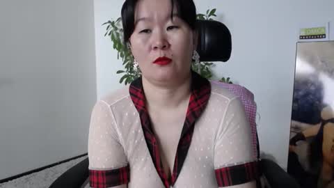 Snapshot of akira_xx chatting on October 27, 2025, 2:59 am Akira online show from October 27, 2025, 2:59 am