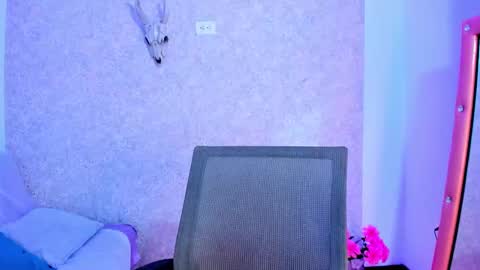 Snapshot of akiranatasha chatting on December 31, 2024, 5:11 am Alice online show from December 31, 2024, 5:11 am