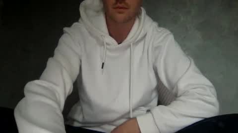 alacool123 online show from December 20, 2024, 2:49 pm