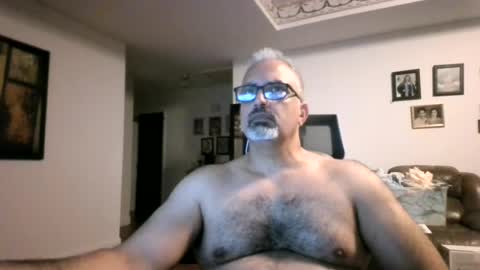 aladdin31673 online show from July 20, 2026, 2:15 am