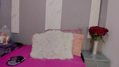 alahia_am online show from February 6, 2025, 2:48 pm