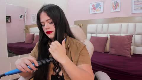 alahia_am online show from September 11, 2025, 11:32 am