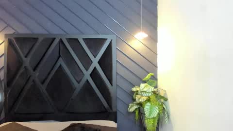 Snapshot of alahia_dangelo_ chatting on September 18, 2025, 11:23 am ALAHIA online show from September 18, 2025, 11:23 am