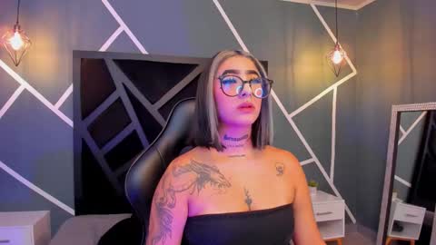 Snapshot of alahia_dangelo_ chatting on September 27, 2025, 11:15 am ALAHIA online show from September 27, 2025, 11:15 am