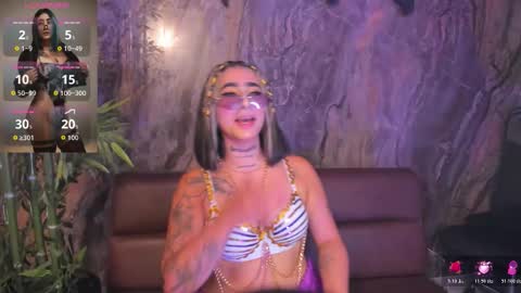 Snapshot of alahia_dangelo_ chatting on October 31, 2025, 2:40 pm ALAHIA online show from October 31, 2025, 2:40 pm