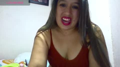 Snapshot of alahia_fox chatting on February 1, 2025, 1:34 am alahia online show from February 1, 2025, 1:34 am